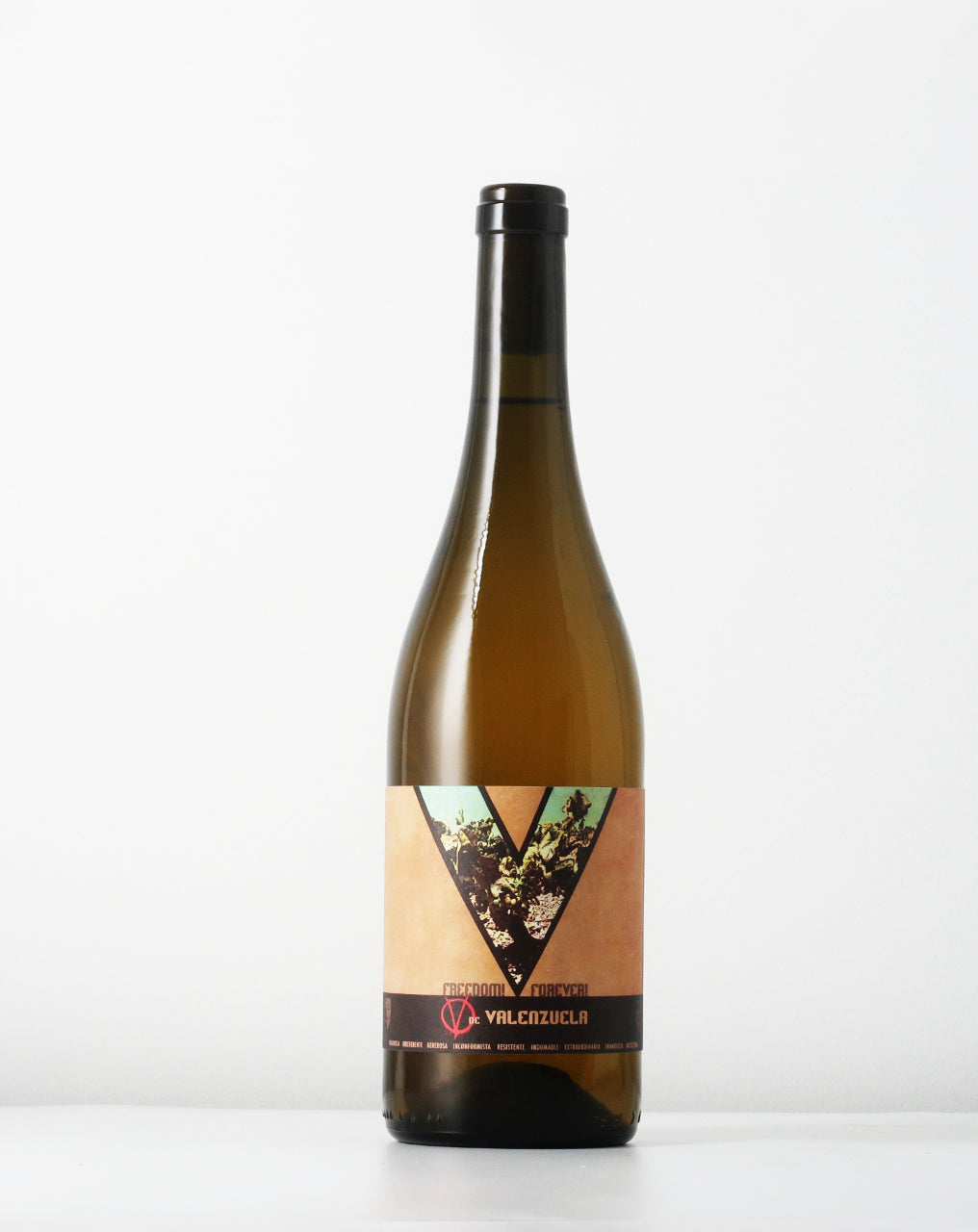 Made from Vigriega, a native grape variety that Manuel recovered in 1983 and saved from extinction. A true natural wine without any additions.