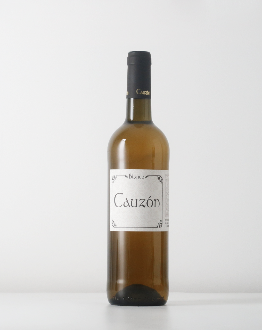 Natural wine from Bodega Cauzon in Granada, high altitude white made from Macabeo, Viogner, Chardonnay and Sauvignon.