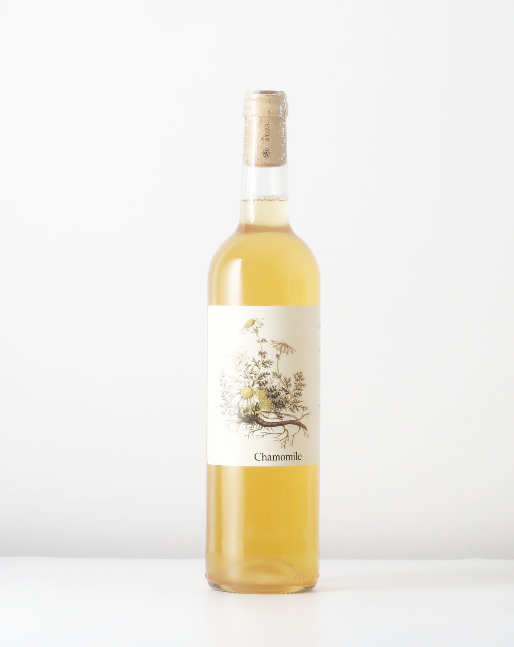 Amazing natural wine from Lisbon, Portugal. Dominio Vicari, originally from Brasil, is making high quality wines.