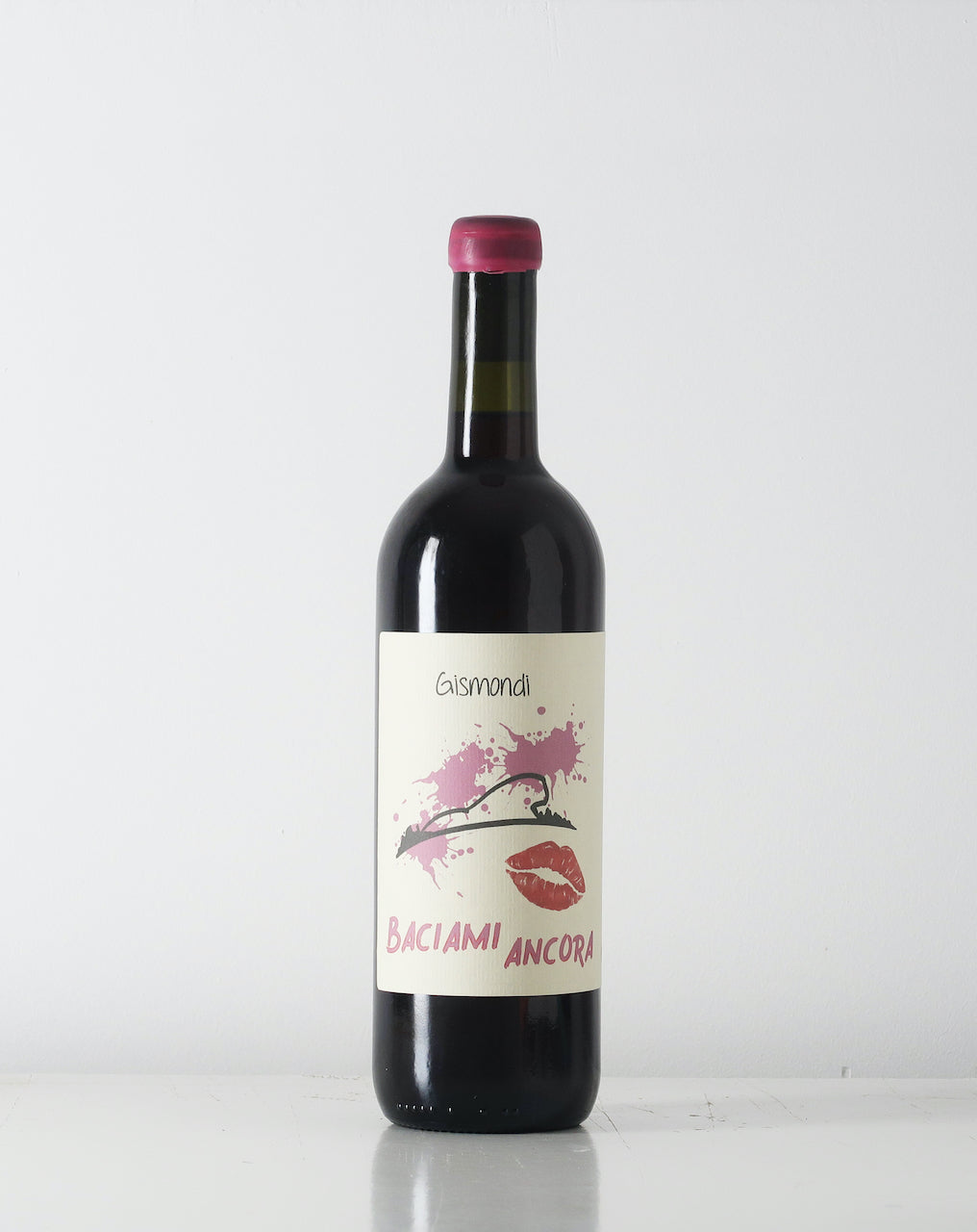 Juicy rosé from Camaiola grapes made by natural wine maker Gismondi. Nothing added, grapes only.