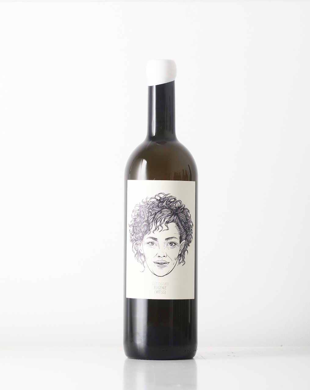 One of the new family members, Eugenie, made from Gruner Veltliner. Natural wine from Gut Oggau without any additions.