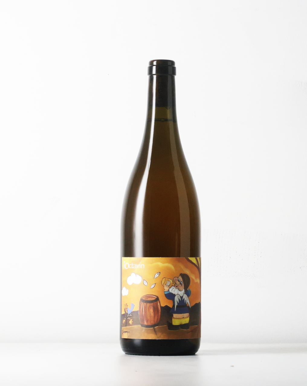 This natural wine from L'Octavin in Jura is made from Chardonnay, direct pressed and some maceration. A wine with character and nothing added.
