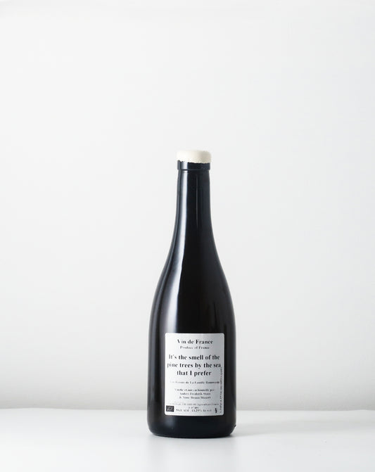 These amazing natural wines from Anders and Anne in the Rhône reigion is a must for any natural wine lover. Here is a blend of Pinot Noir, Pinot Gris and Gewurtztraminer that will leave you stunned.