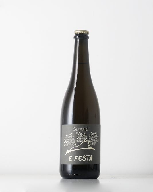 Delicious pet nat made from Falanghina grapes grown on a hillside in Campania. Gismondi makes natural wines without any additions.