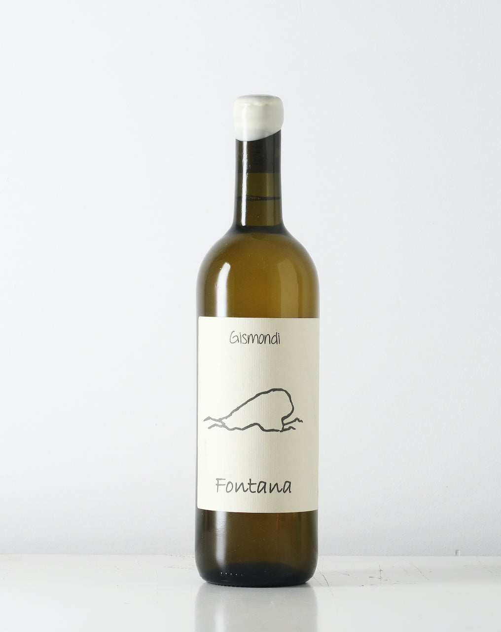 Made from Falanghina grown on clay and limestone in Catania. Gismondis natural wines has no additions but a lot of soul.
