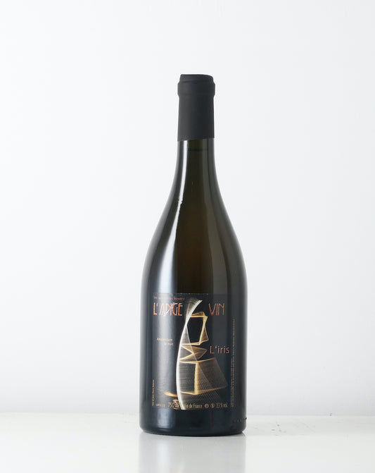 Made from 90 years old Chenin Blanc, L'Iris is really something special. From the natural wine guru Jean-Pierre Robinot.