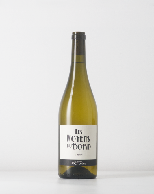 The Chenin Blancs from La range aux Belles is always a hit. Natural wine that is fresh, crispy and smooth.