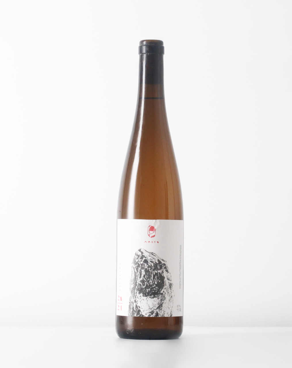 Lovely Riesling from Marto Wines in Rheinhessen. A clean and elegant natural wine without added sulfites.