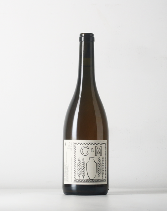 The blend of G& changes every year. The 2022 is This blend of G&amp;M changes every year, for 2022 its Muscat d’Alexandrie, Gewürztraminer, Chardonnay-Muscaté, Grenache blanc, Grenache Gris and Ugni Blanc. A lovely natural wine mash with no sulfites added.